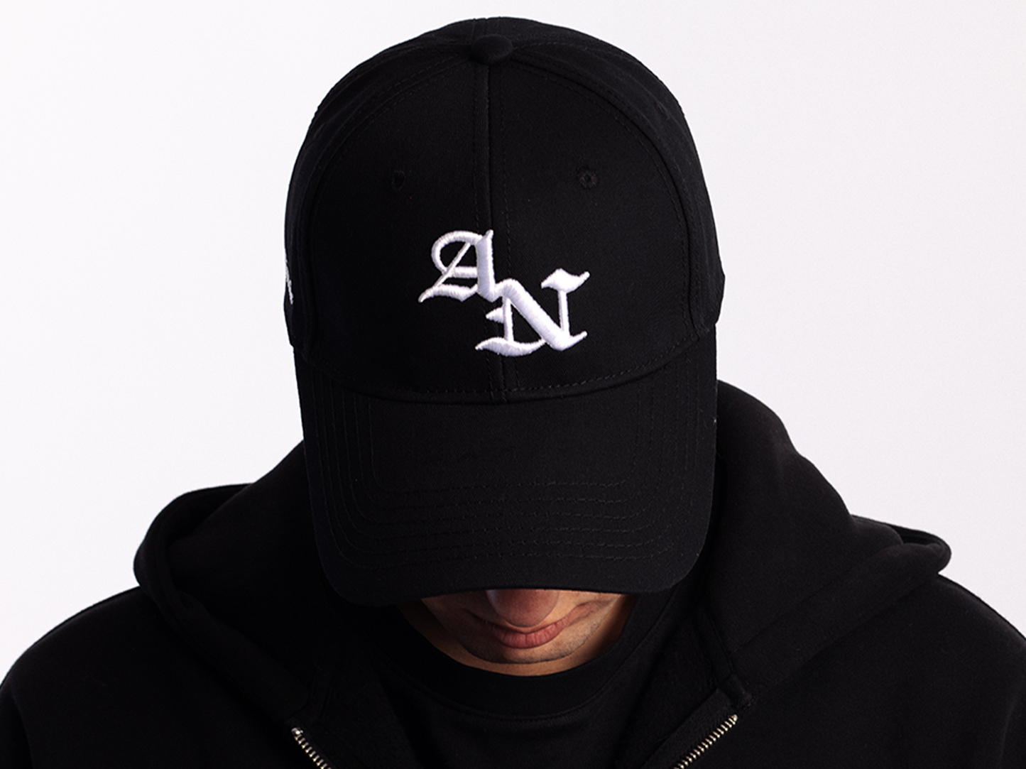 ATHENE NOCTUA HAT - BLACK.